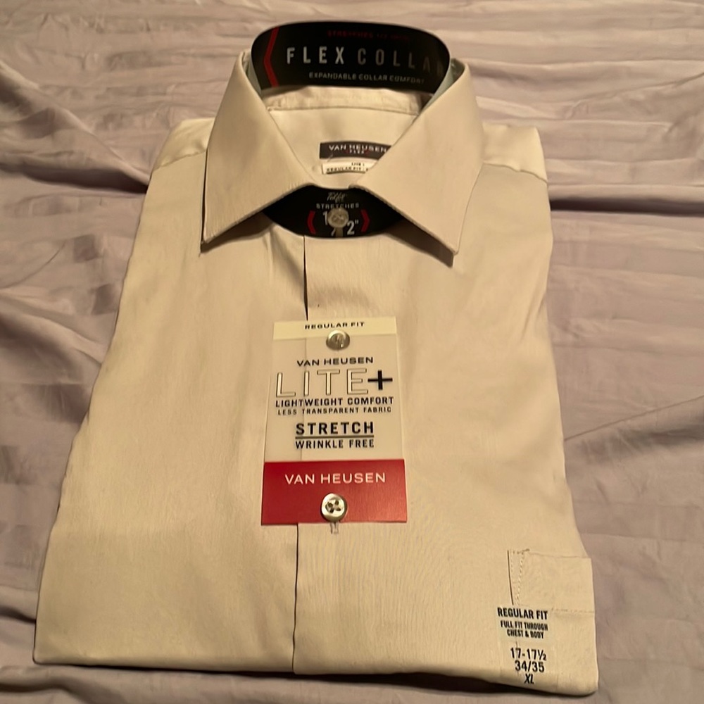 Men's Van Heusen Regular-Fit Spread-Collar Flex Lite Plus Dress Shirt. XL 34/35